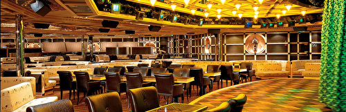 Salón en popa Ebony Cabarete 